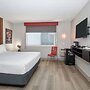 Royal Pagoda Motel