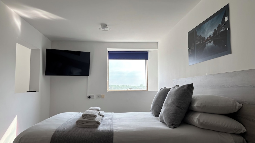Broadview Hotel