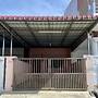 OYO Home 90382 Chaah Homestay 2