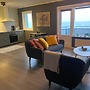 Cozy One Bedroom Apartment With Balcony