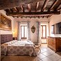 HOTEL TREVI