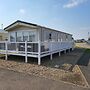 2br-sleeps6-fireplace-parking-patio-seaside