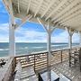 A Shore Thing 2 - Oceanfront And Pet Friendly Home - See The Sunrise, 