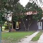 Green Retreat Kuca uz Rijeku za Savrseni Odmor