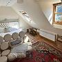 1 Bed Suite - Sleeps 2, Patio, Parking & Wifi