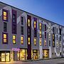 Moxy Simmern