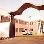 Stusky Lark Mini Hotel Seeta