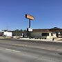 Silver Spur Vintage Inn & Suites