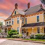 The Laurel Oak Inn Bed and Breakfast