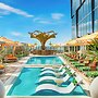 AC Hotel Downtown Los Angeles, a Marriott Hotel