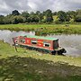 Pretty & Cosy Boat in Stunning Valley View, Wales