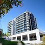 Oaks Gladstone Grand Hotel