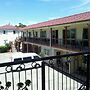 Avondale Motor Inn
