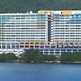 Grand Bay View Hotel