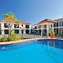 Palms Motel