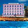 Le Metropole Luxury Heritage Hotel Since 1902 by Paradise Inn Group