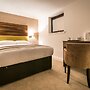 Livingston Lodge Hotel
