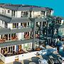 The Pavilions Beachfront Apartments