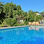 Muri Beach Resort
