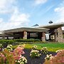 Mohegan Pennsylvania Casino Resort - Adults Only 21+