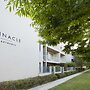 Pinnacle Apartments