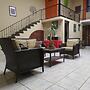 Uke Inn Hotel & Suites
