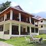PinePark Lake Luxury Resort Naran