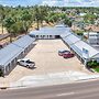 Kiva Motel