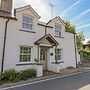 Bryniau Bychain Cottage