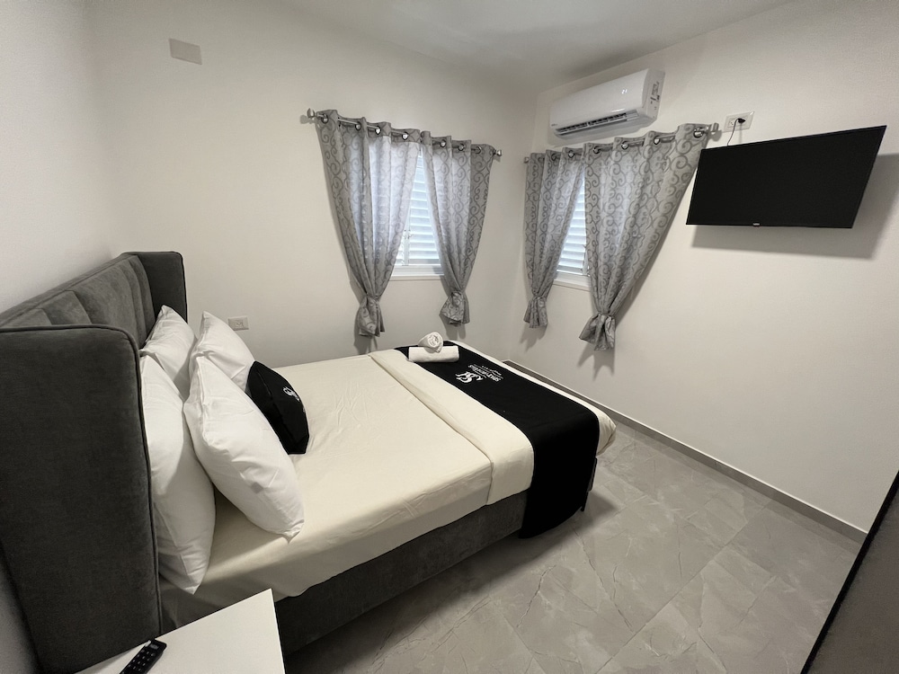 Masarik Apartments