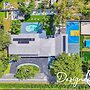 8BR Family Resort with Pool & Playground