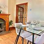 Stunning 3-bed House in Bedford, Quiet Location