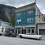 Historic Hotel Bayview