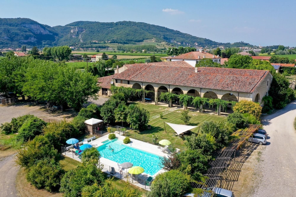 Rosmarino Apartment With two Bedrooms and one Bathroom on the Ground F