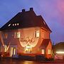Adam Hotel - Giesen