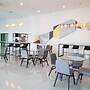 Compact And Cozy Studio Apartment At Orchard Supermall Mansion