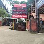 Hotel Om Regency