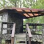 3 Guests - Pet Friendly - Grid Tree-house