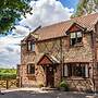 Exclusive Cottage - Hot Tub - Pets OK - In Norfolk Broads