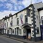 The Snooty Fox