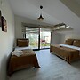 Lalezar Sea & Garden Hotel