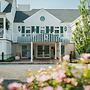 Canoe Place Inn and Cottages