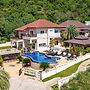 5 Bedroom Pool Villa Close To Town H5