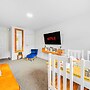 Airy Home with Free Parking in Glasgow