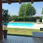 Room in B&B - Casa Belvedere - Complimentary Wifi and Private Parking
