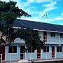 Airport Beach Hotel