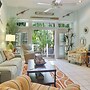 Key West Found by Avantstay Close to Shops w/ Patio & Shared Pool! Mon