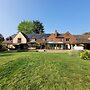 Remarkable 8 Bed Family House Sleeping 16 w/ Pool
