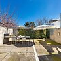 2732 Suite More by Barbarhouse