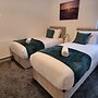 Cosy Stay in Stoke on Trent By Villazu